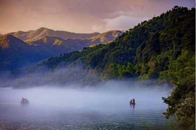 景点：东江湖