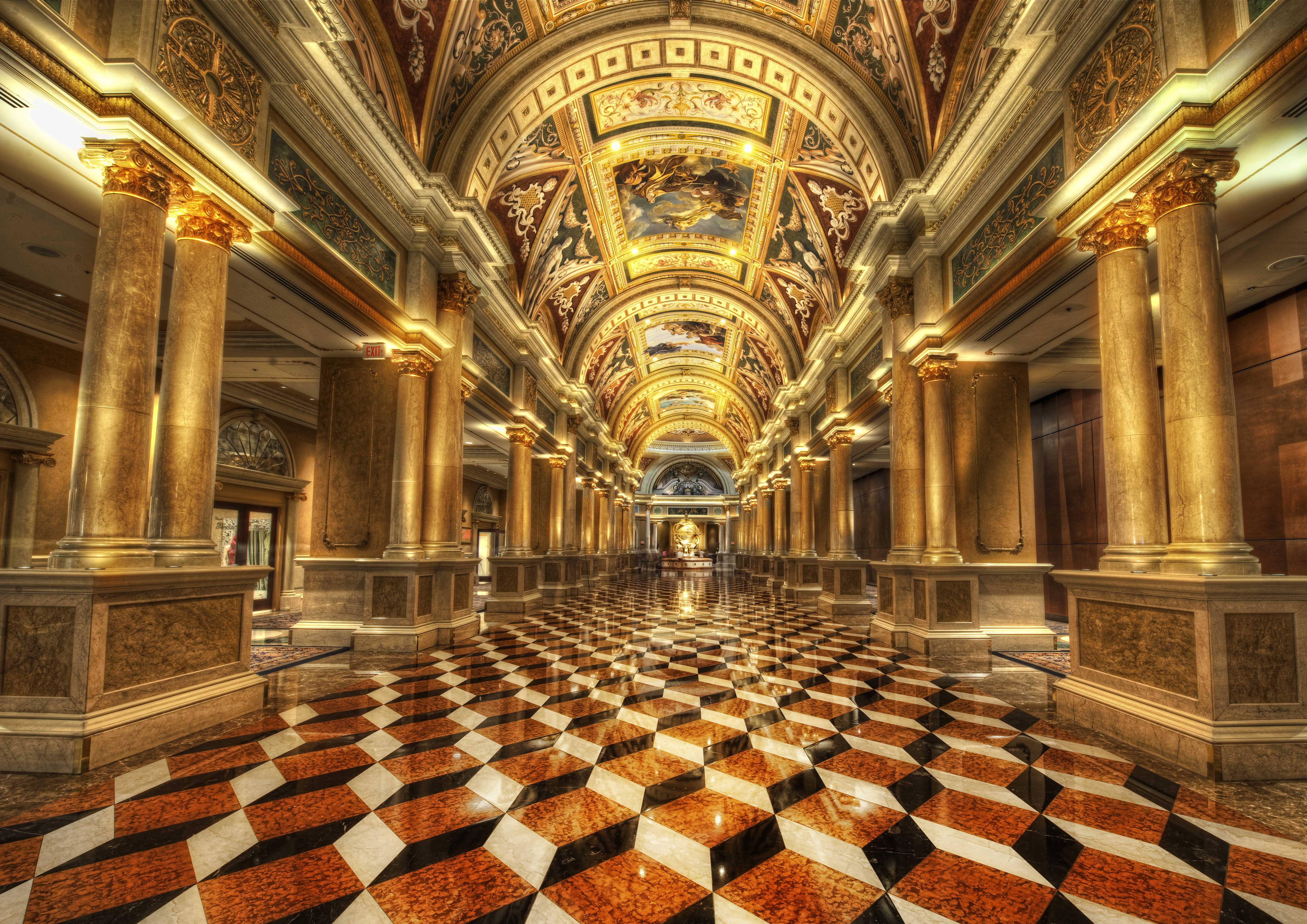 巴黎凡尔赛宫，黄金打造极尽奢华的宫殿，是欧洲最大的皇宫_油画