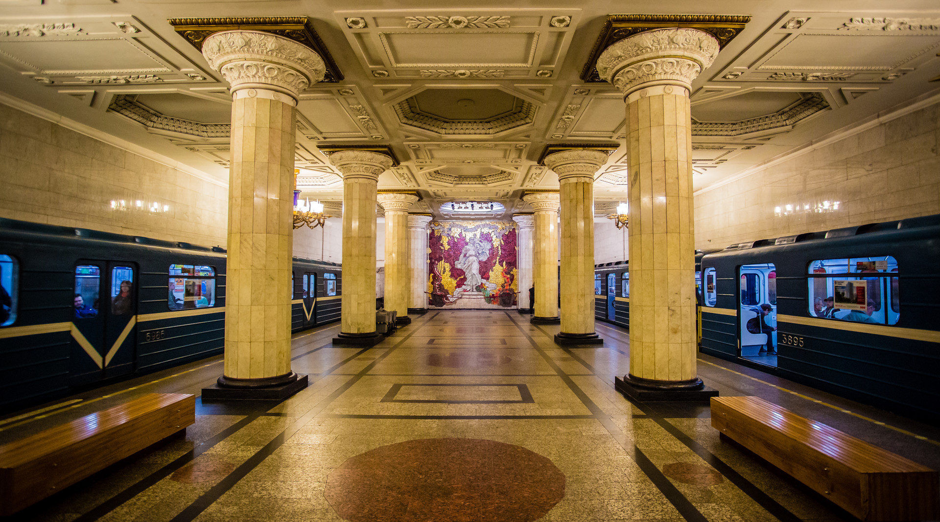 莫斯科地铁封面图