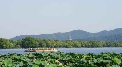 景点：杭州西湖