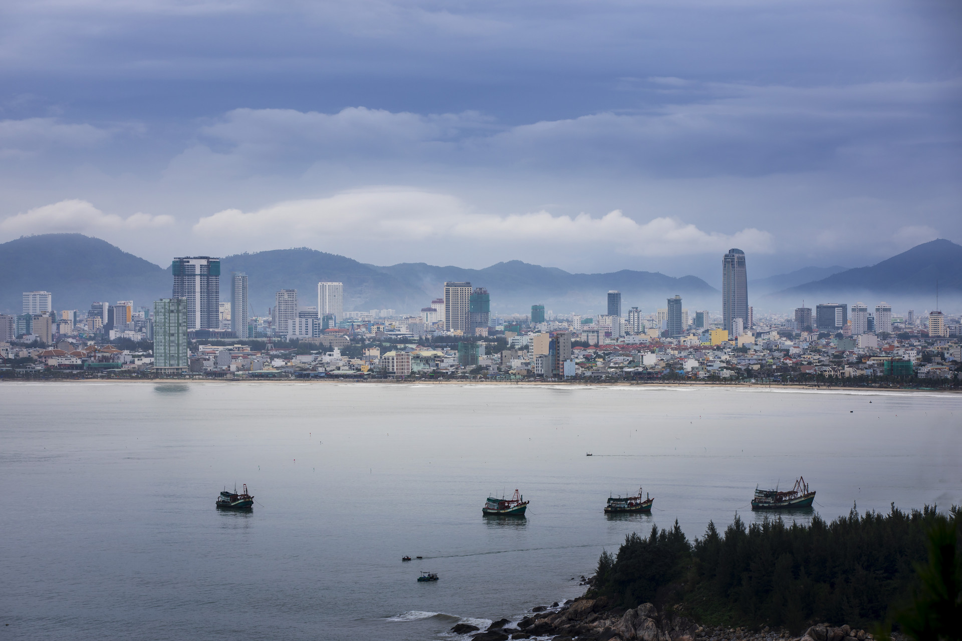 越南岘港风光封面图
