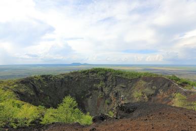 景点：五大连池火山口