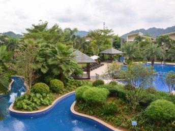 景点：林泉酒店泳池图1